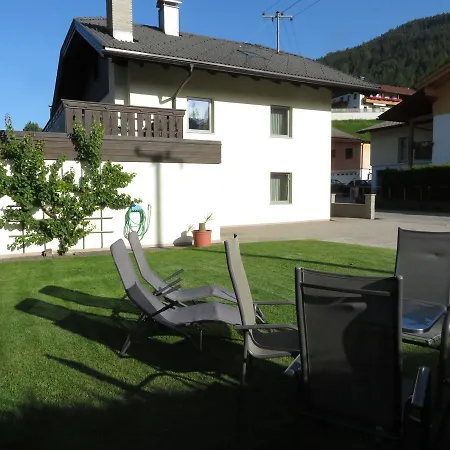 Fam Alfons Geiler Apartman *